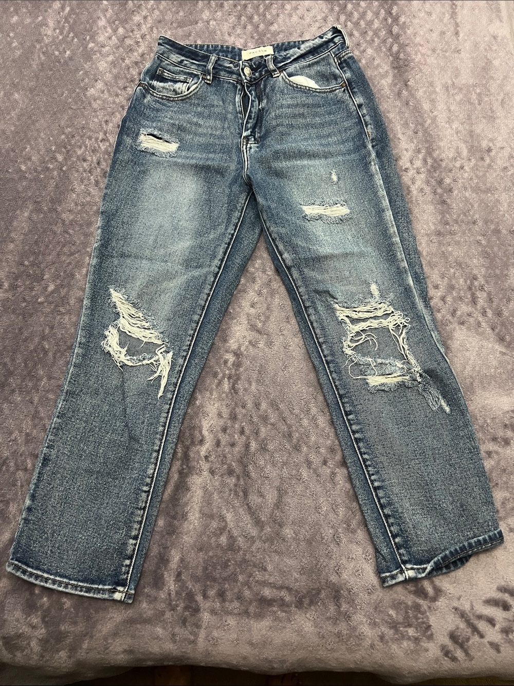 PacSun Women's Distressed Light Blue Boyfriend Jeans